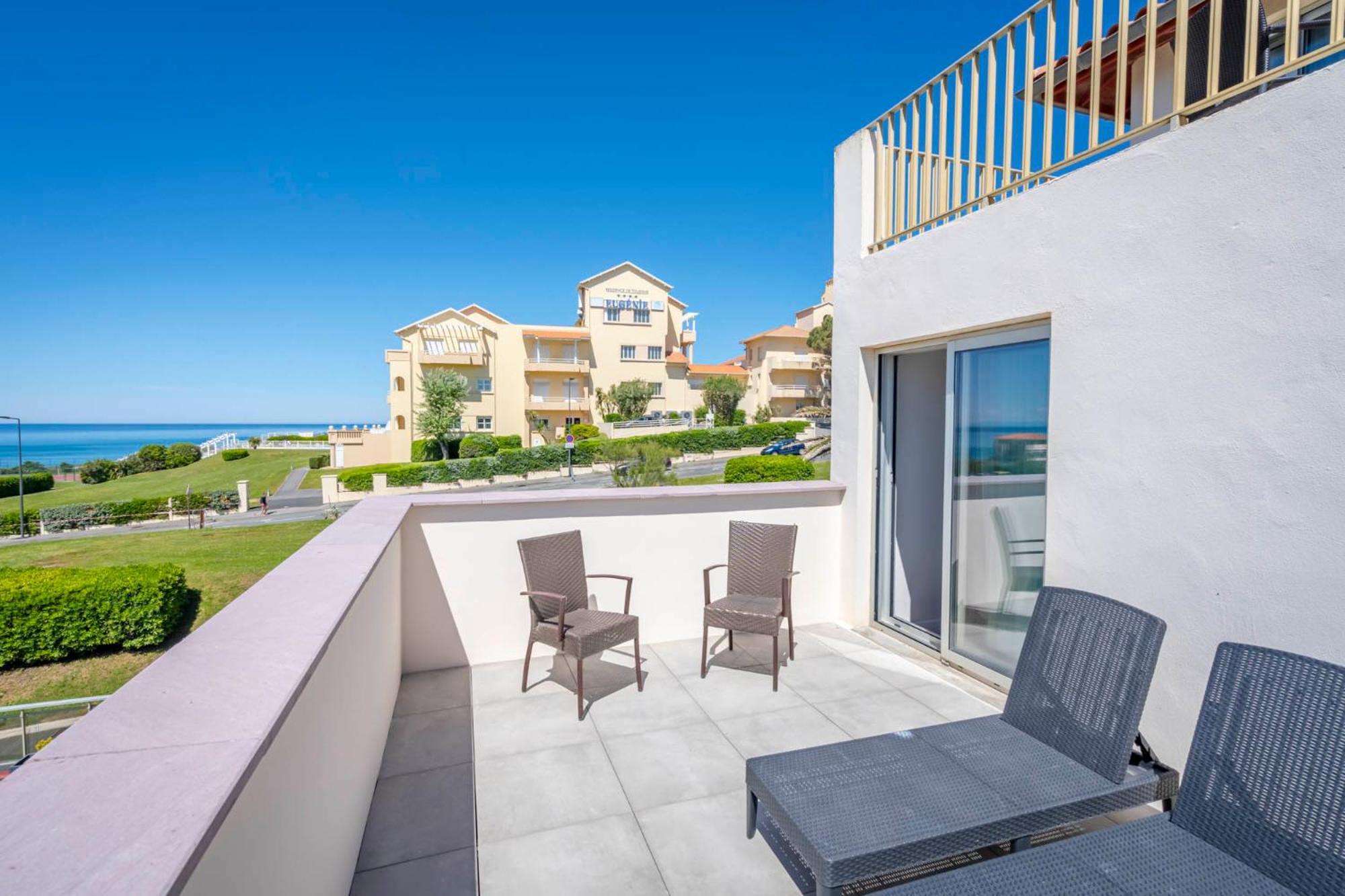 Comfort Room Terrace Sea View,1622014111:JPEG